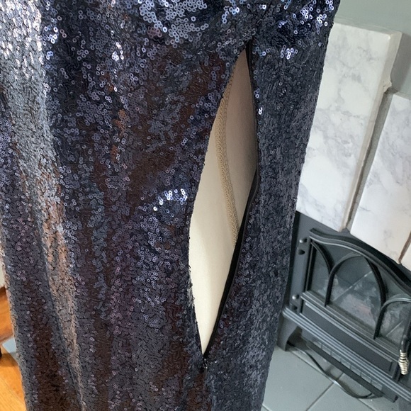 Vision For Innovation Dress - Picture 11 of 14